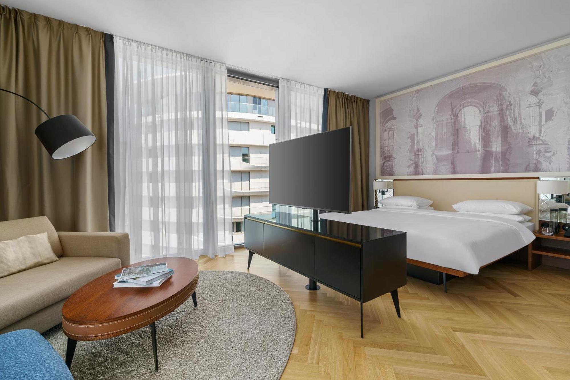 Andaz Am Belvedere, By Hyatt Vienne